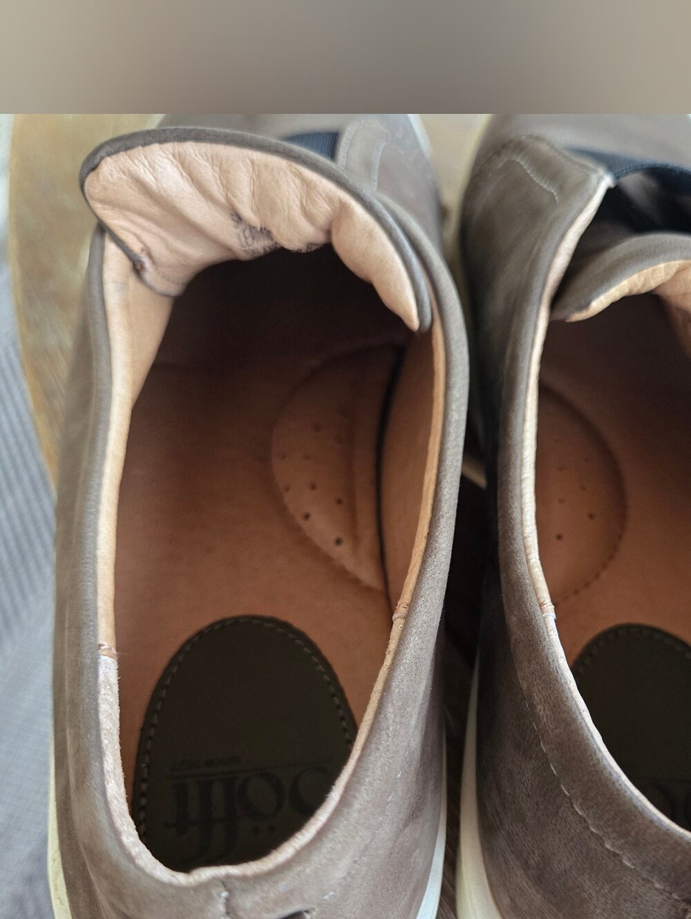 Sofft Safia Slip On Shoe Olive 8 Leather Comfy Travel Work Elastic Stretch Work - Picture 10 of 11